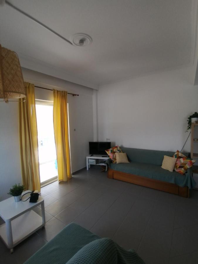 Elef Apartment Paralia Dionysiou Exterior photo